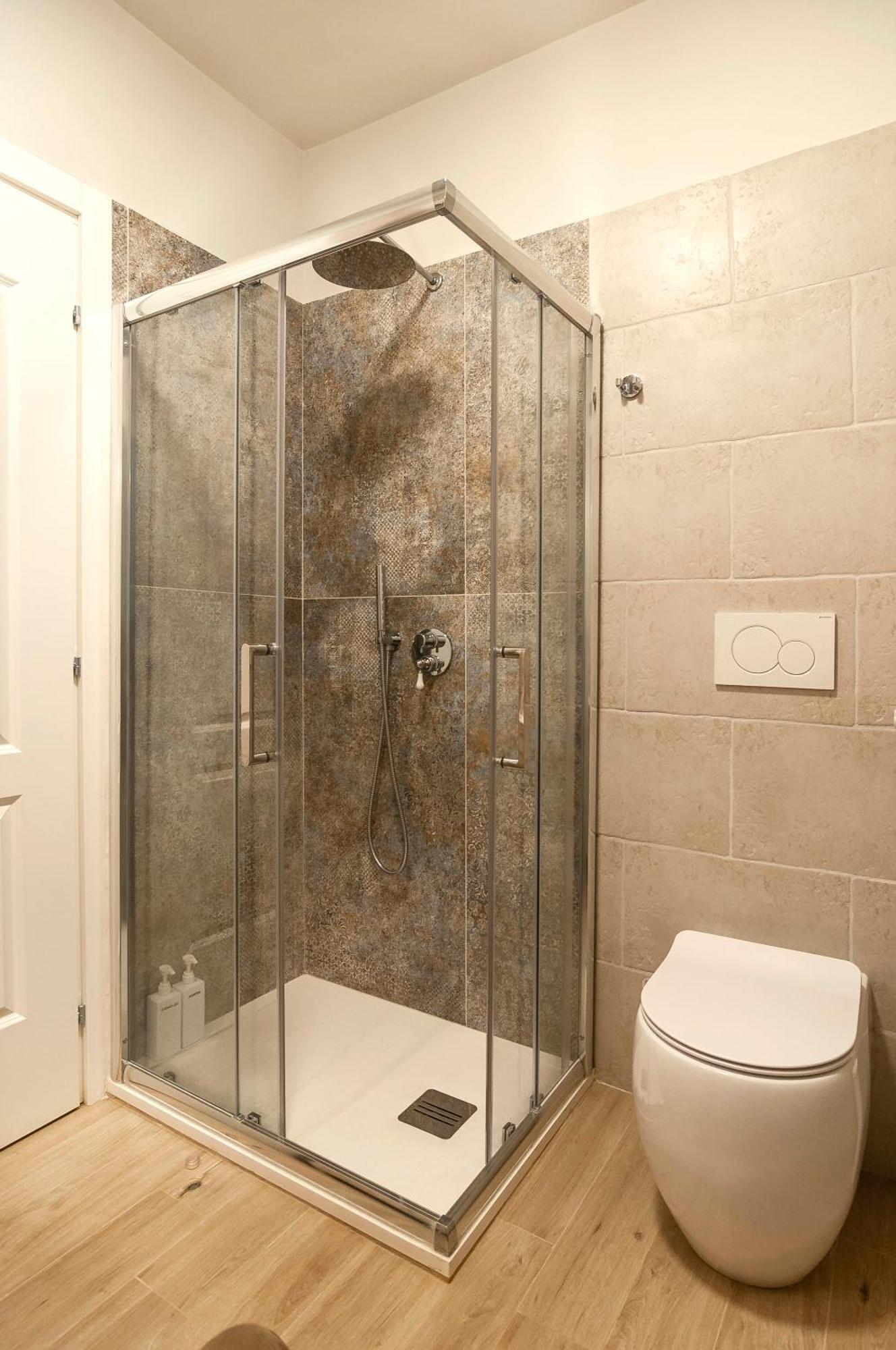 Elegant Comfy Three-rooms In Eur With Parking Appartamento