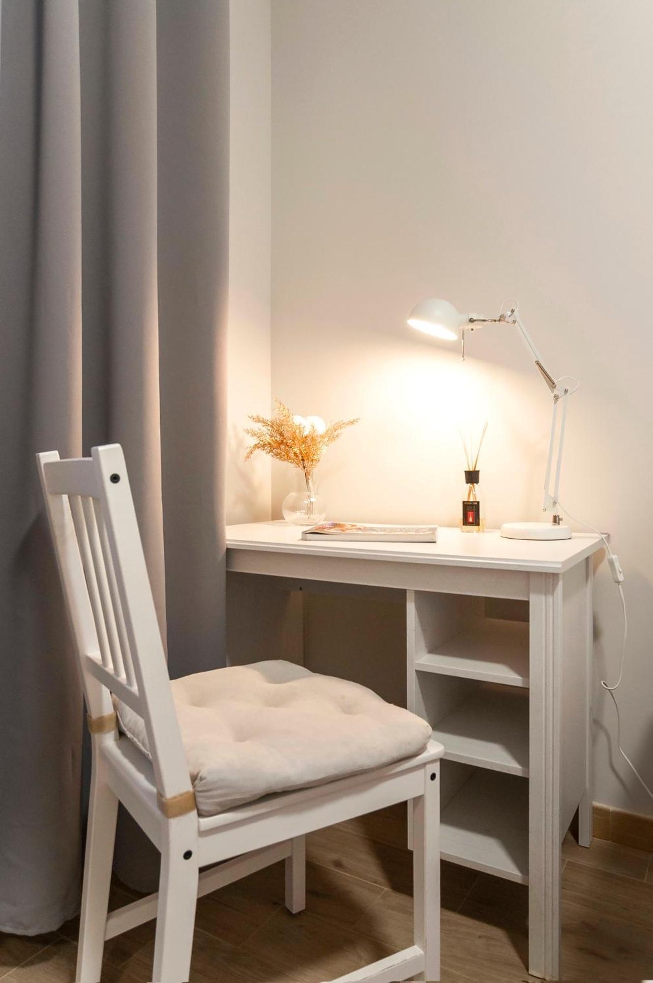 Appartamento Elegant Comfy Three-rooms In Eur With Parking